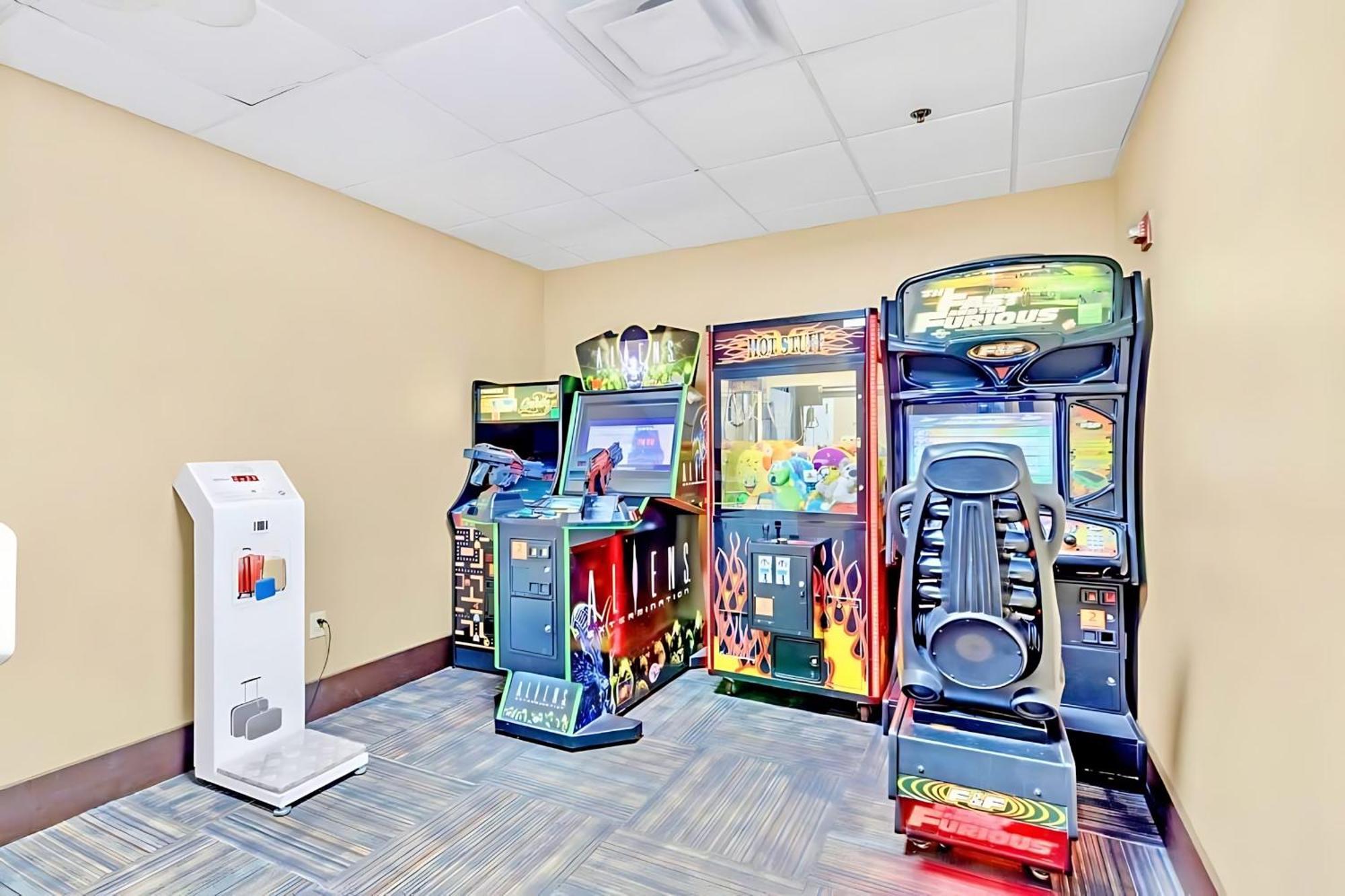 1Br Apartment Near Disney W Pool Hot Tub Arcade Orlando Extérieur photo
